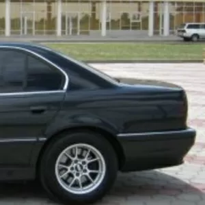 BMW 728                 